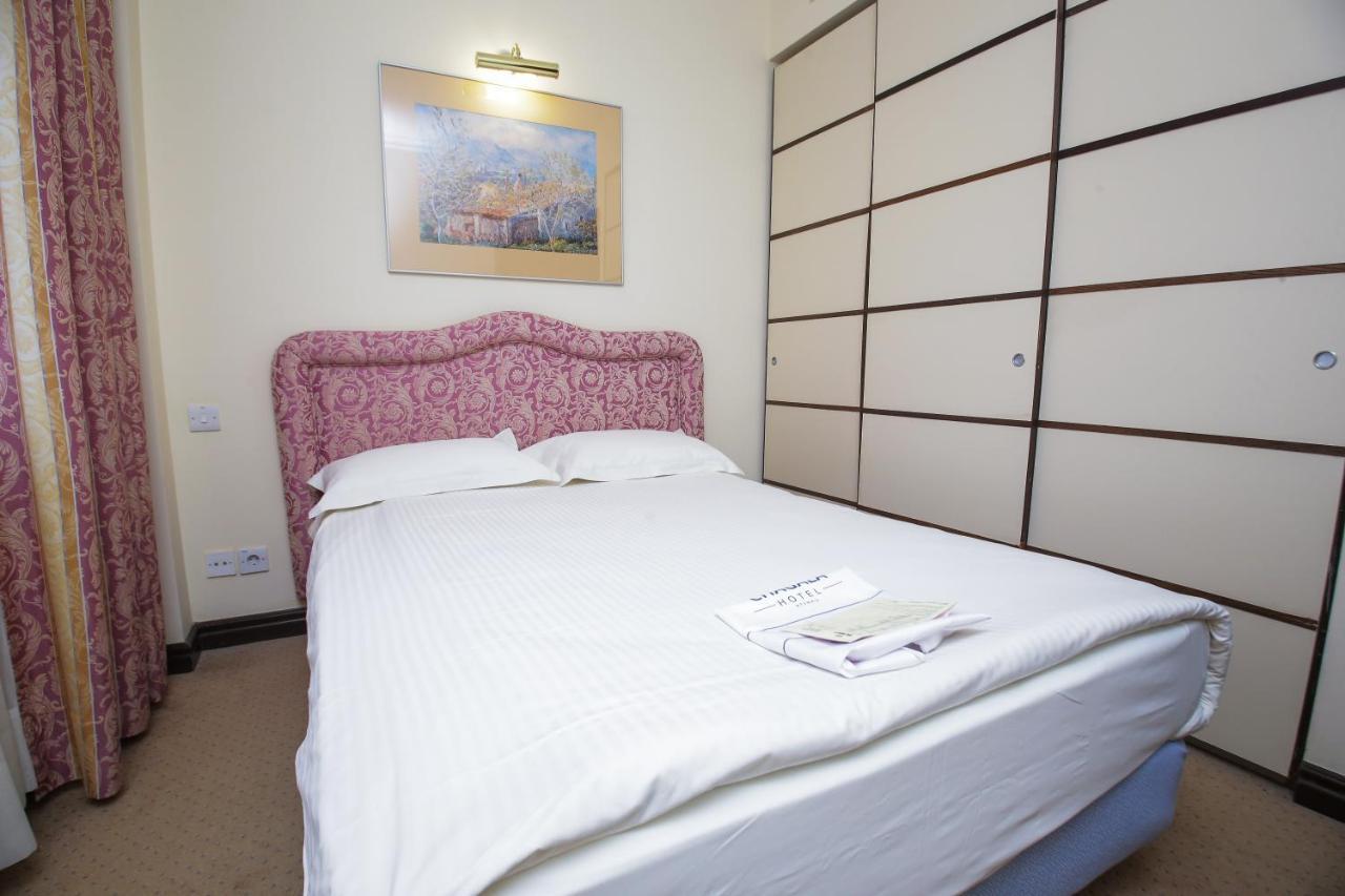 Chagala Atyrau Hotel المظهر الخارجي الصورة