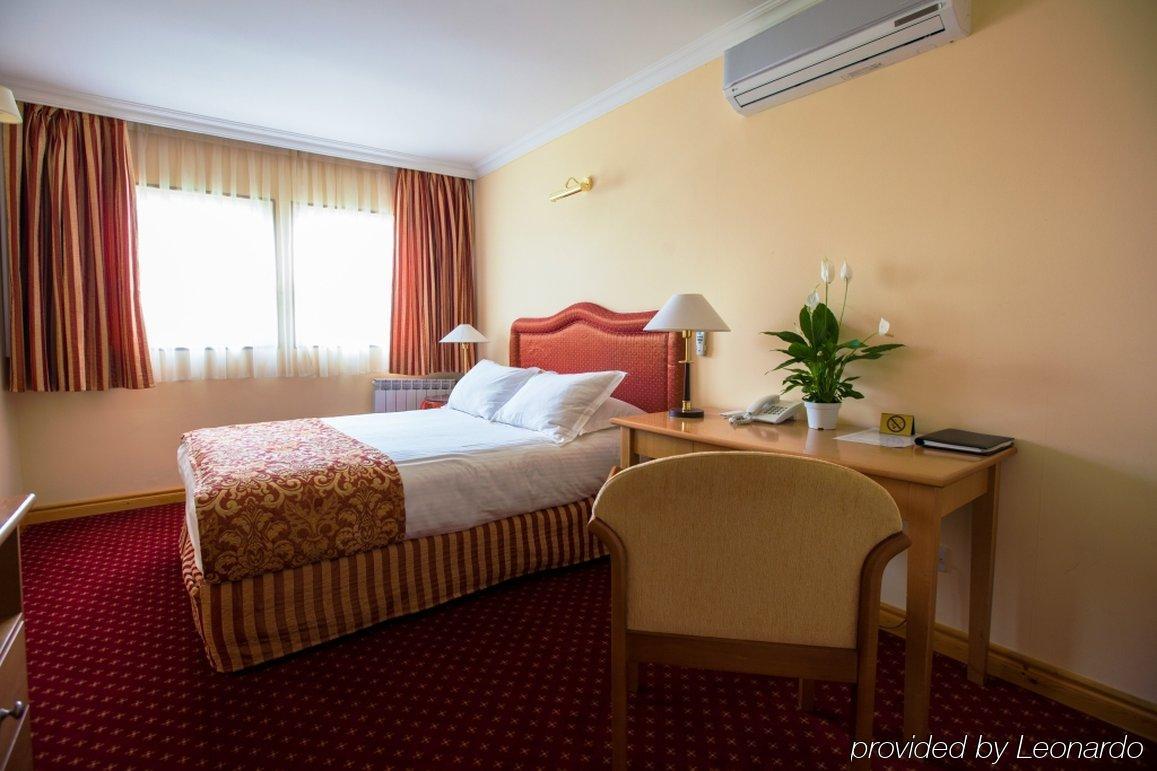 Chagala Atyrau Hotel المظهر الخارجي الصورة