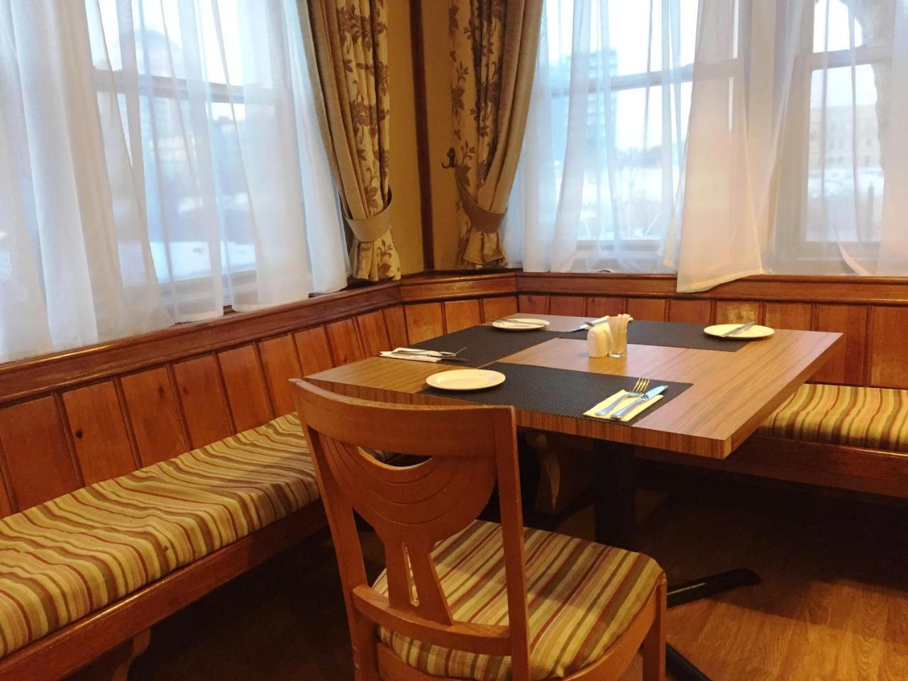 Chagala Atyrau Hotel المظهر الخارجي الصورة