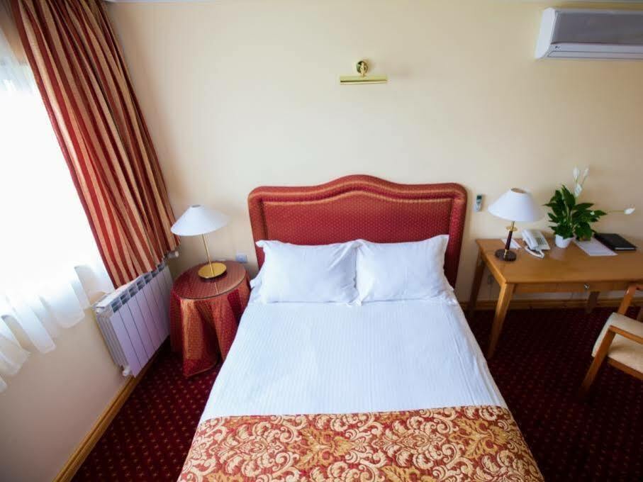 Chagala Atyrau Hotel المظهر الخارجي الصورة